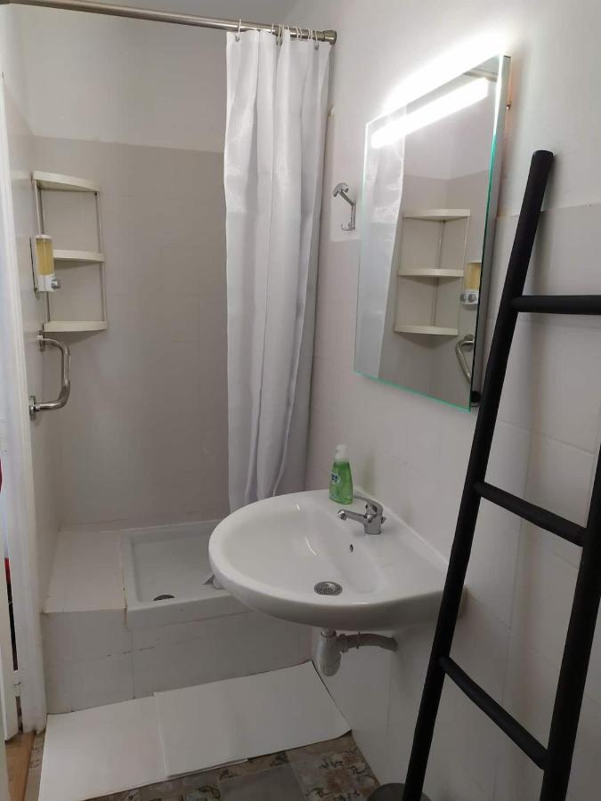 Charmant T2, Centre Historique, Place Des Carmes Avignon Ngoại thất bức ảnh